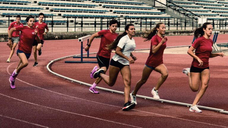 2025 Sports Trends: Redefining Training & Competitive Advantage