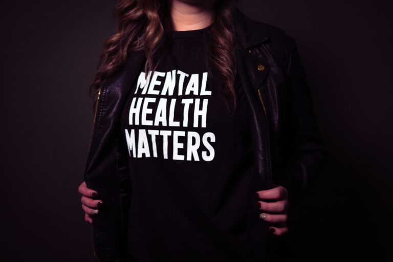 Mental Health & Employee Well-Being: Building a Thriving Workplace in 2025